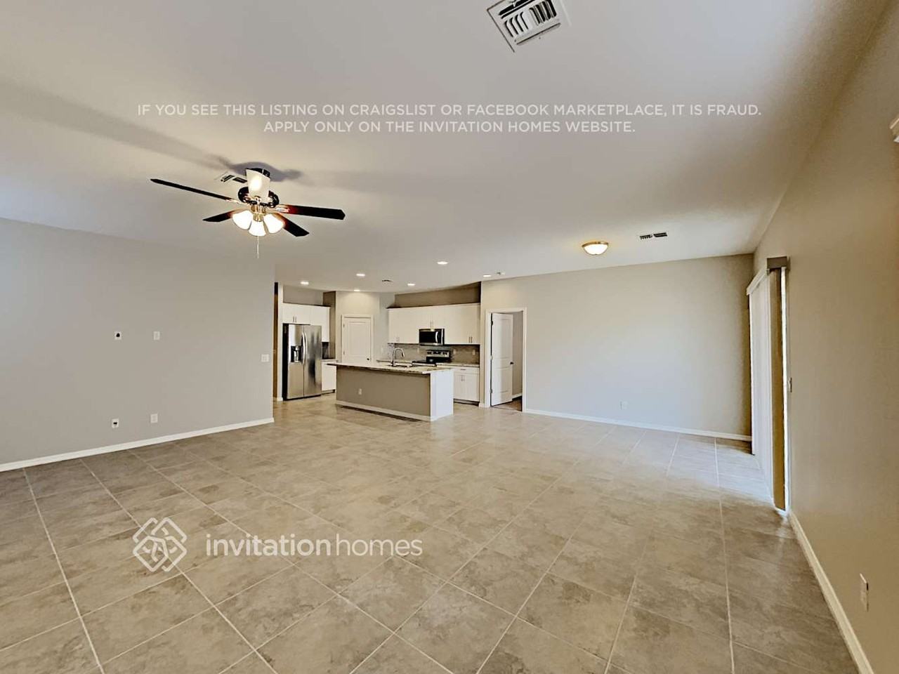 2702 E Omega Dr - Photo 5 of 19