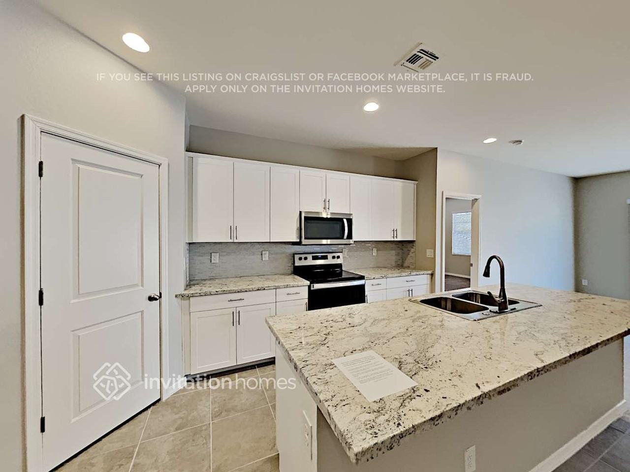 2702 E Omega Dr - Photo 7 of 19