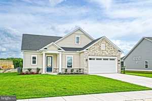 featured image of 24487 Robert Andrew Dr