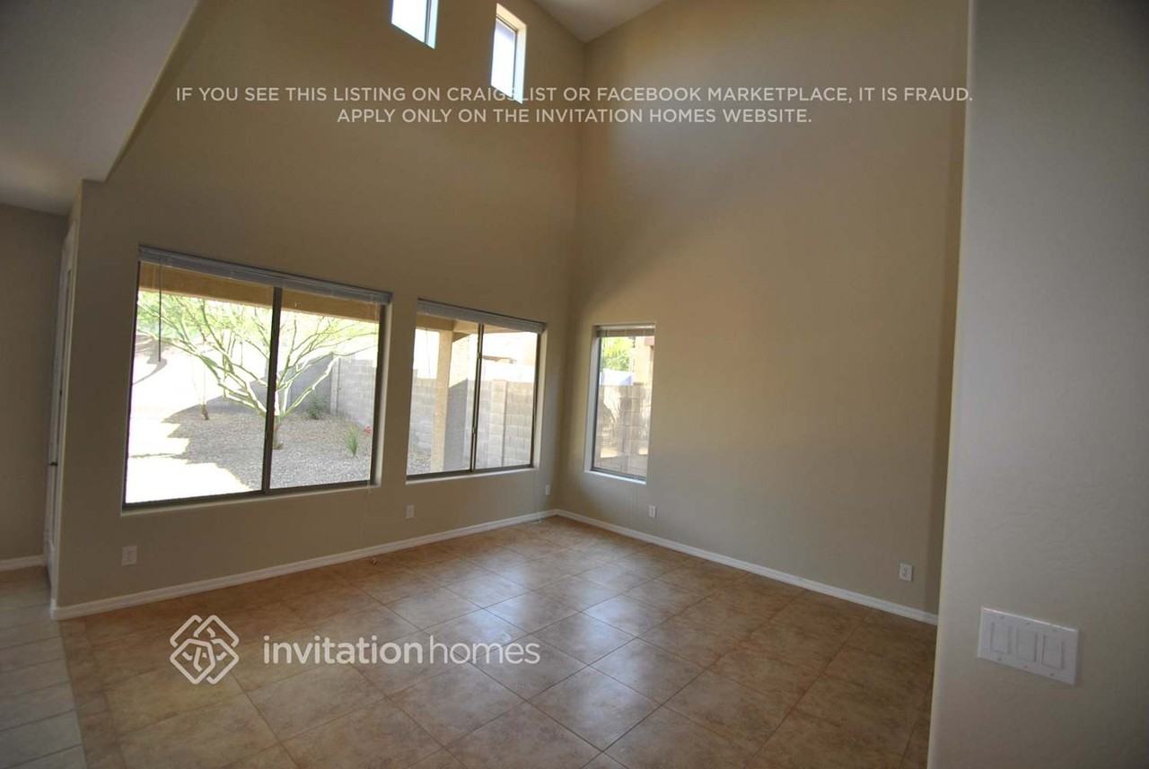 29357 N 67th Dr - Photo 2 of 18