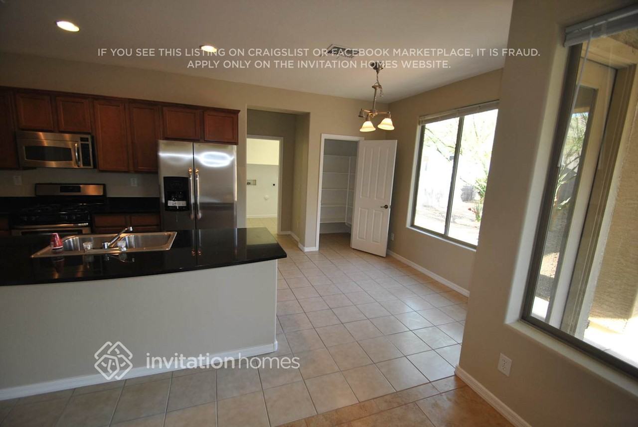 29357 N 67th Dr - Photo 5 of 18