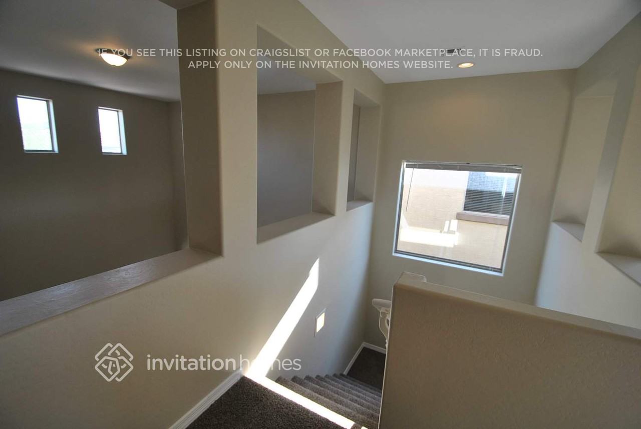 29357 N 67th Dr - Photo 7 of 18