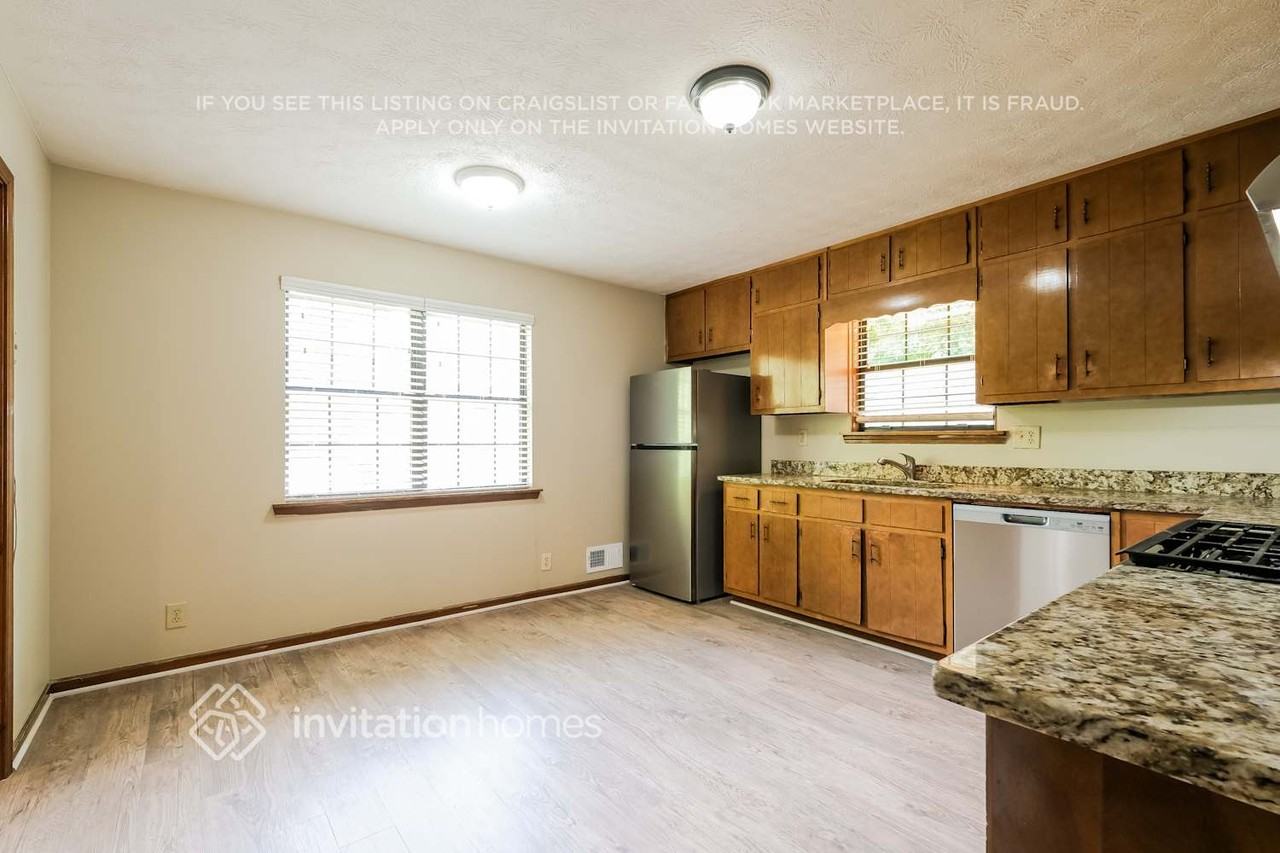 362 Buck Ct - Photo 7 of 18