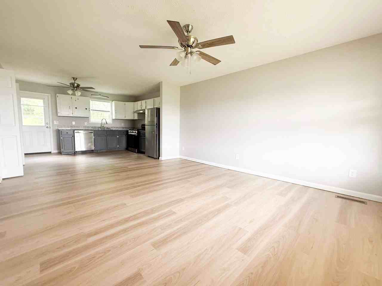 114 Judah Dr - Photo 2 of 19
