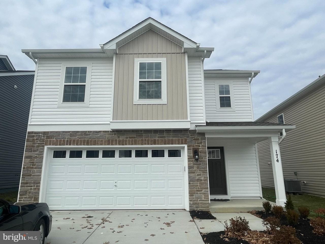 174 Charming Forest Ave