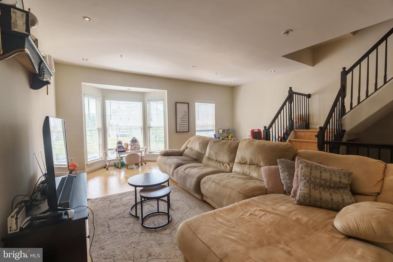 8329 Wades Way - Photo 6 of 21