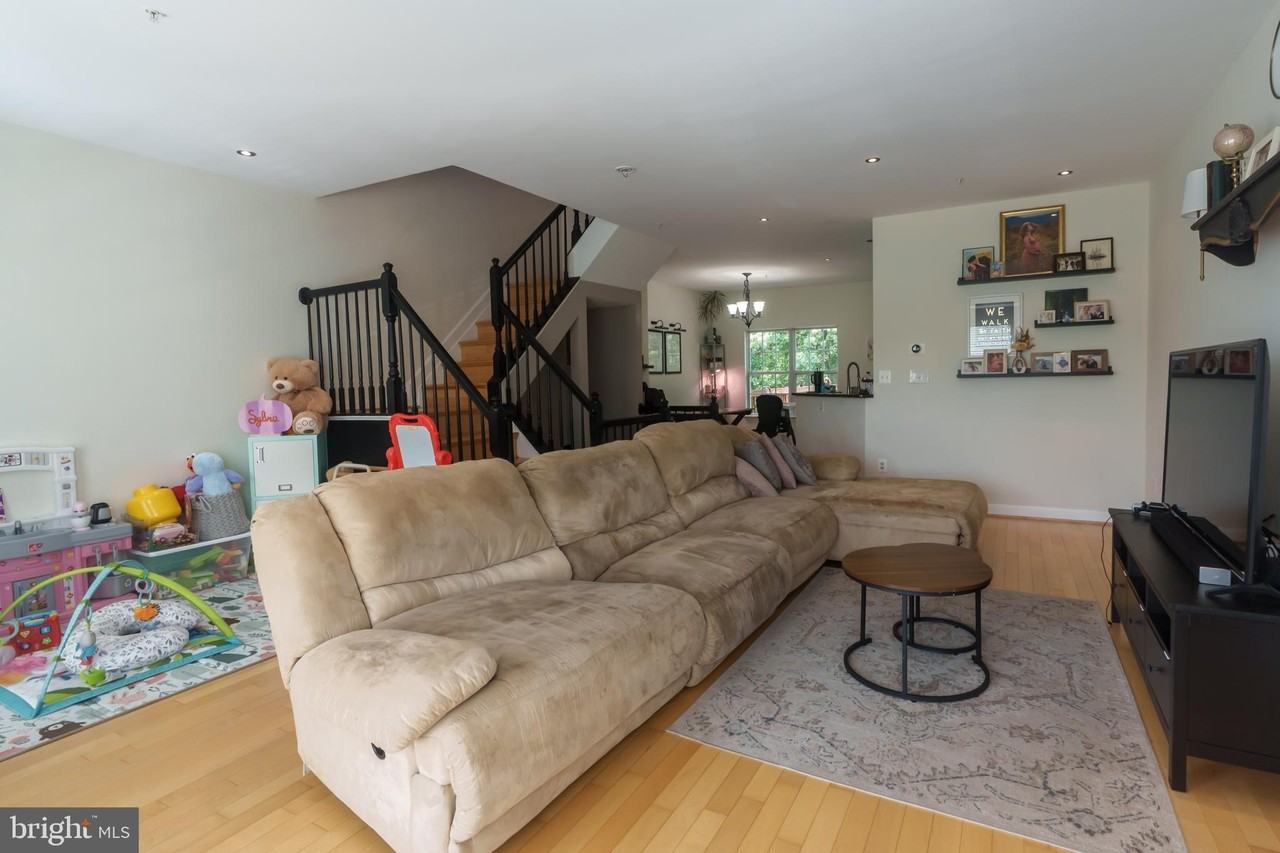 8329 Wades Way - Photo 7 of 21