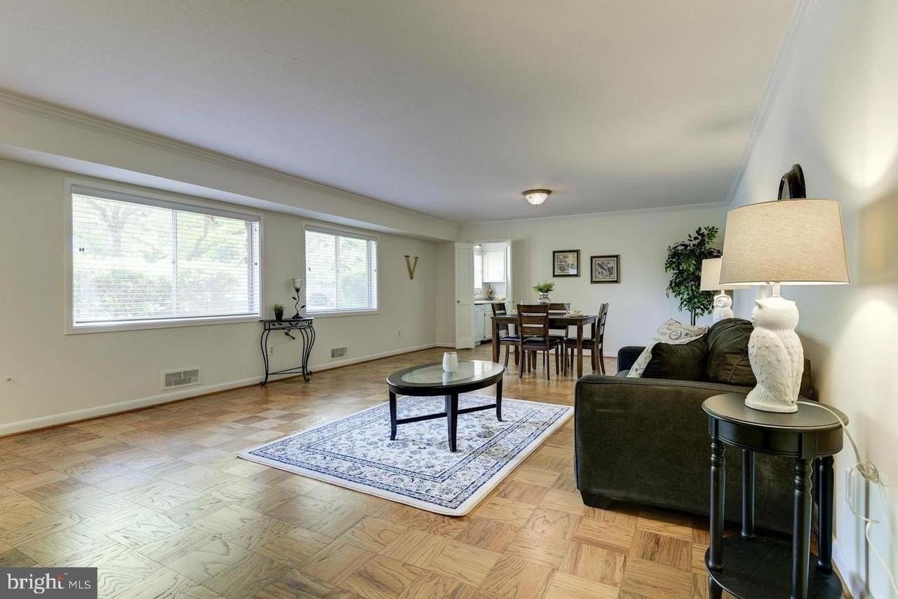 10667 Montrose Ave #4 - Photo 5 of 24
