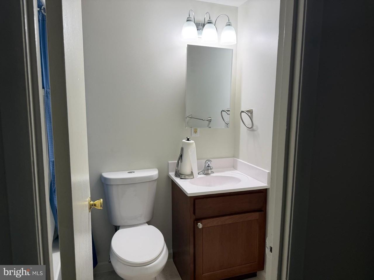 7260 Donnell Pl - Photo 5 of 13