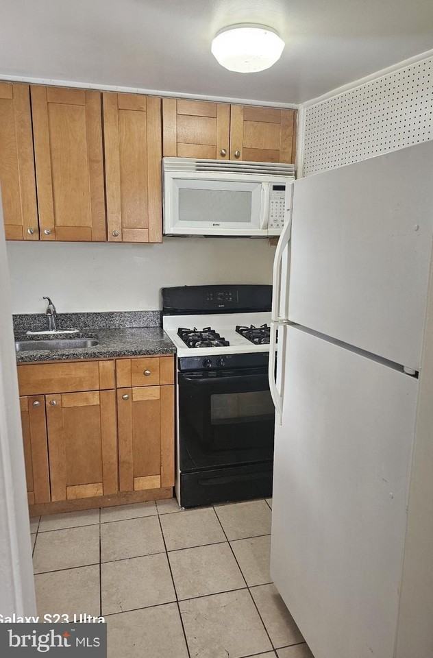 2772 Iverson St #81 - Photo 2 of 11