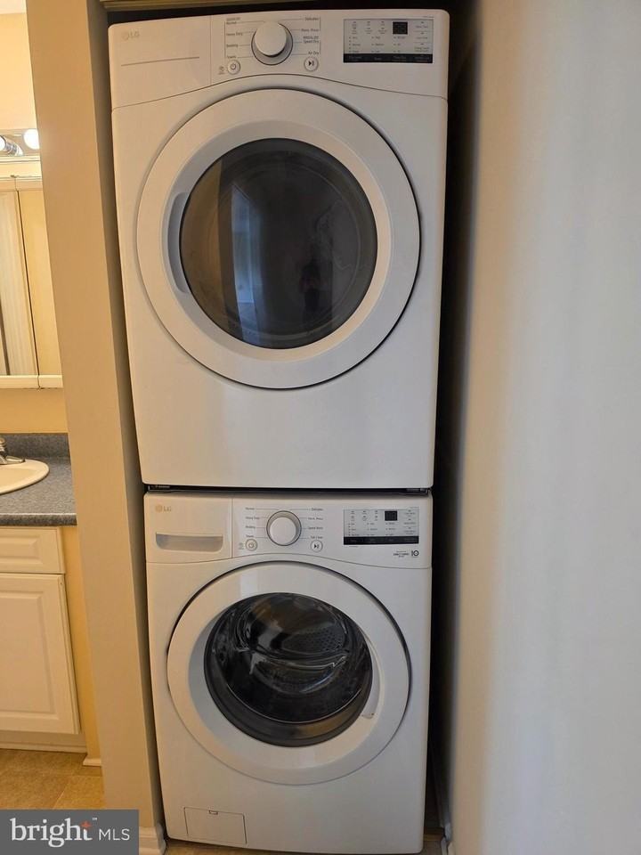 1012 Brinker Dr Apt 201 #201 - Photo 7 of 11