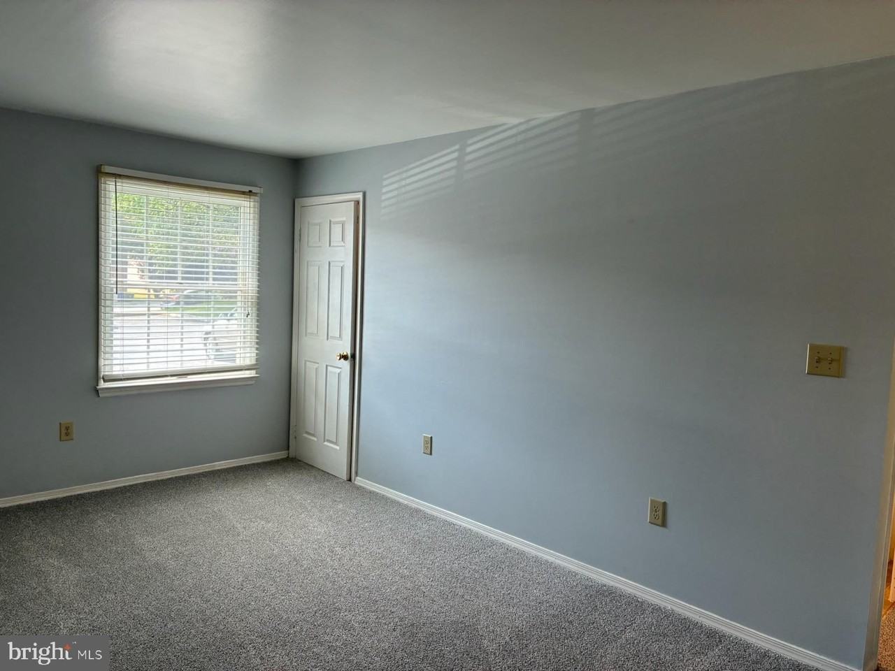 534 Pangborn Blvd #A1 - Photo 2 of 11