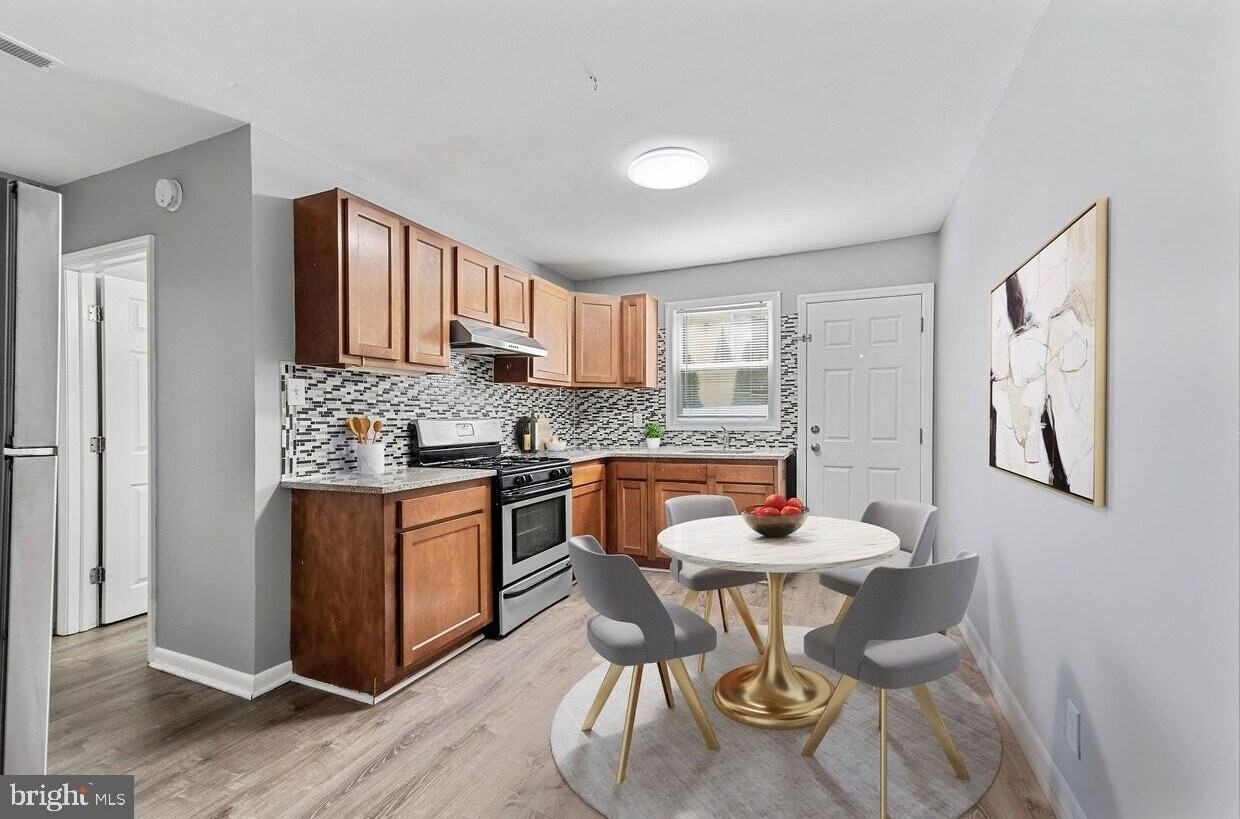 415 Hamilton Ave - Photo 3 of 21