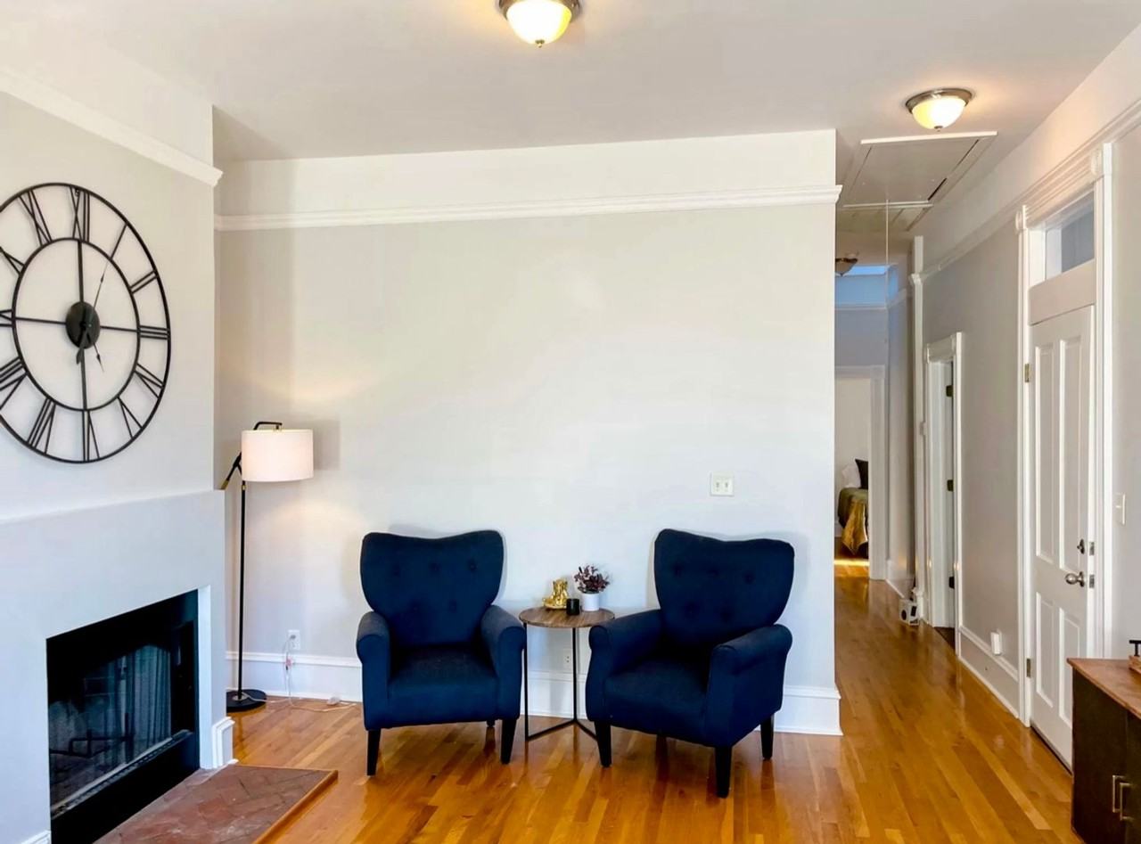 214 E 32nd St - Photo 3 of 11
