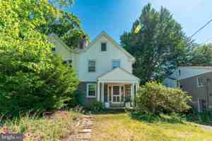 featured image of 2929 Oakford Rd