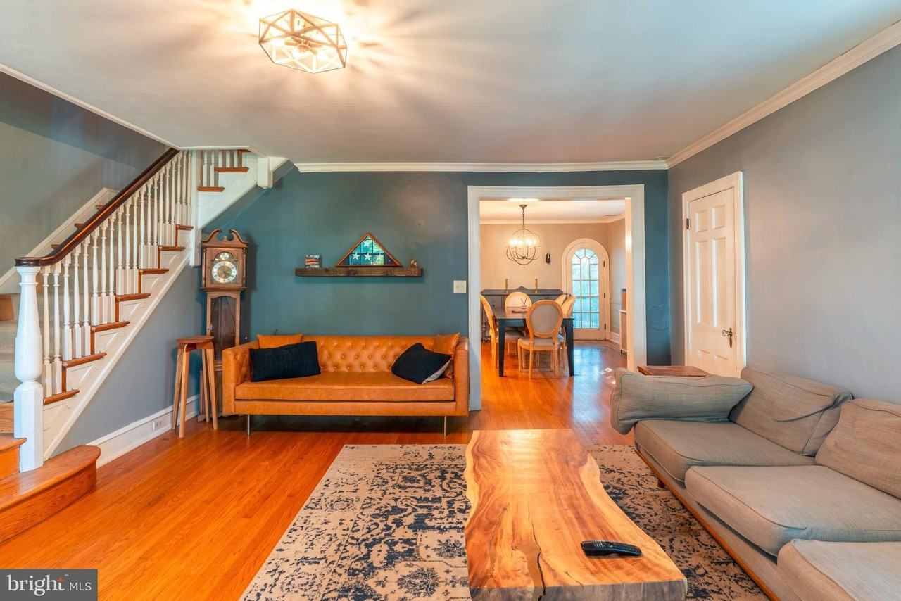 2929 Oakford Rd - Photo 4 of 32