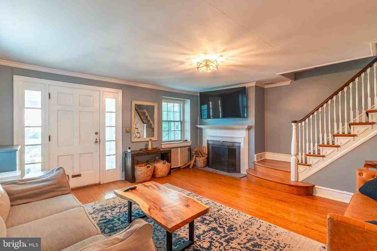 2929 Oakford Rd - Photo 5 of 32