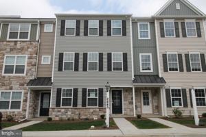 featured image of 2445 Spring Water Cir