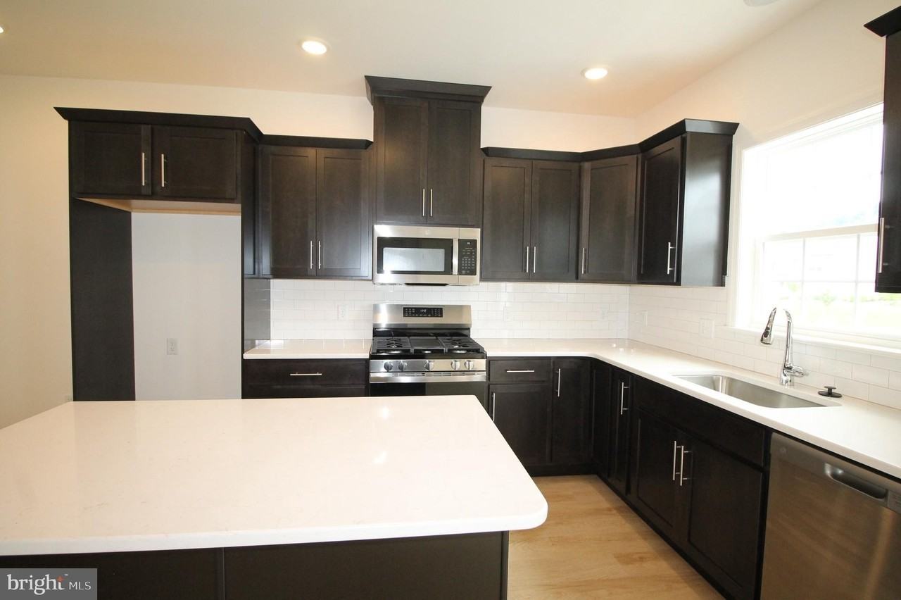 2445 Spring Water Cir - Photo 5 of 22