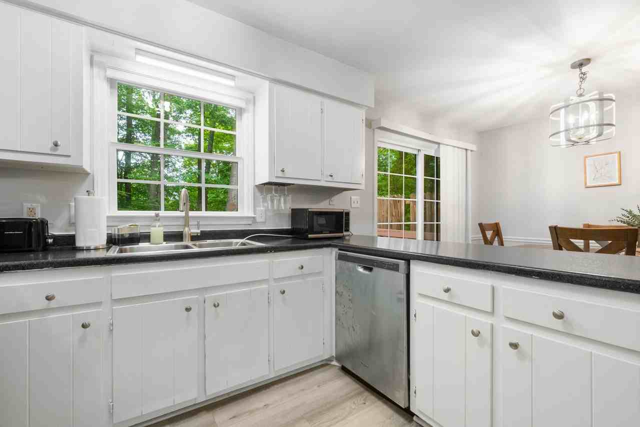6716 Glendower Rd #B - Photo 5 of 18