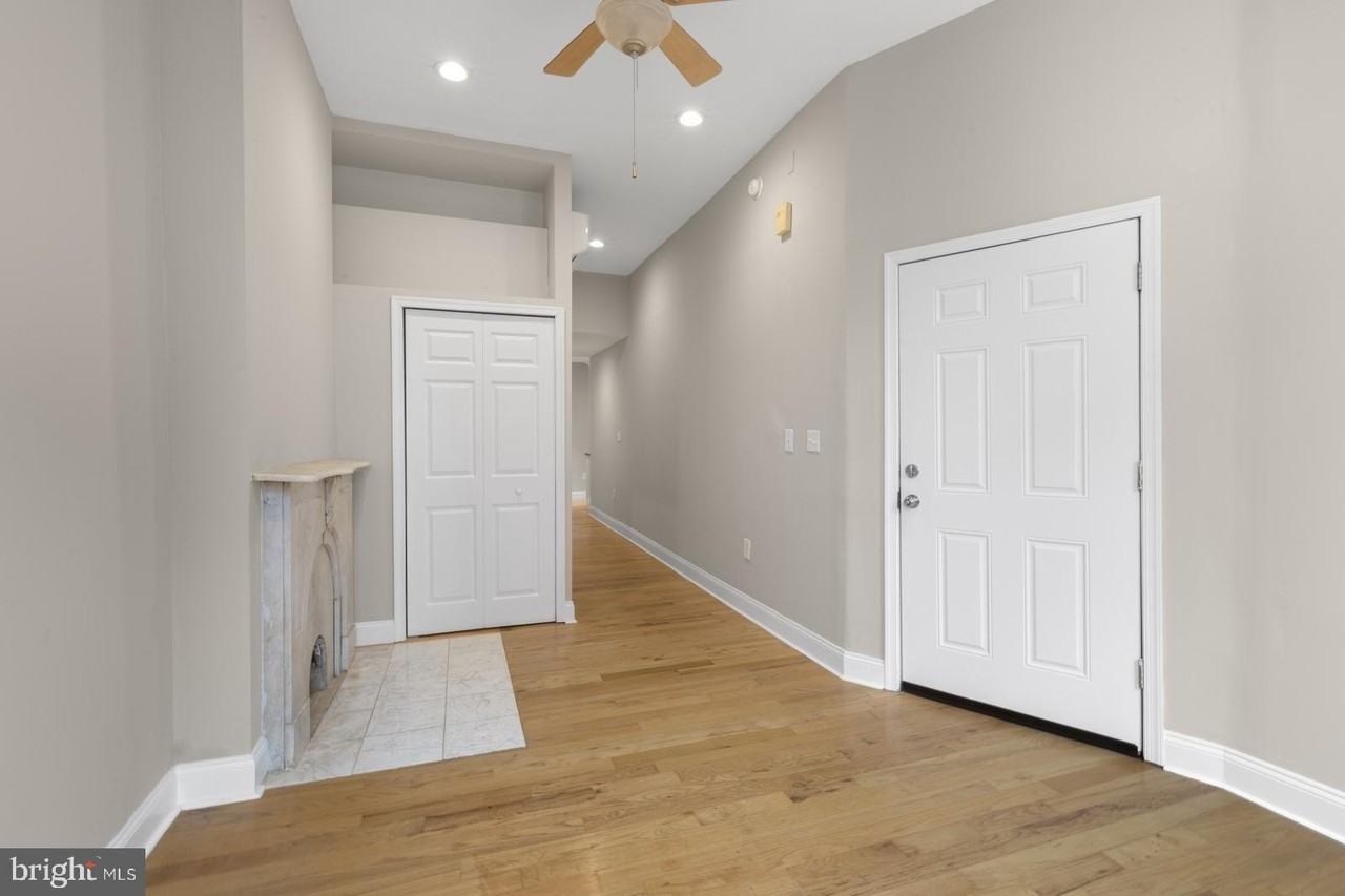 1302 N 19th St #1 - Photo 4 of 18