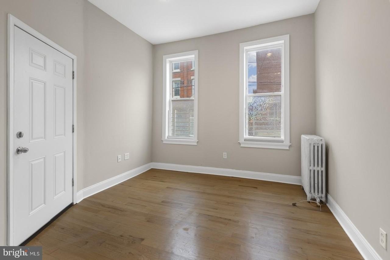 1302 N 19th St #1 - Photo 5 of 18