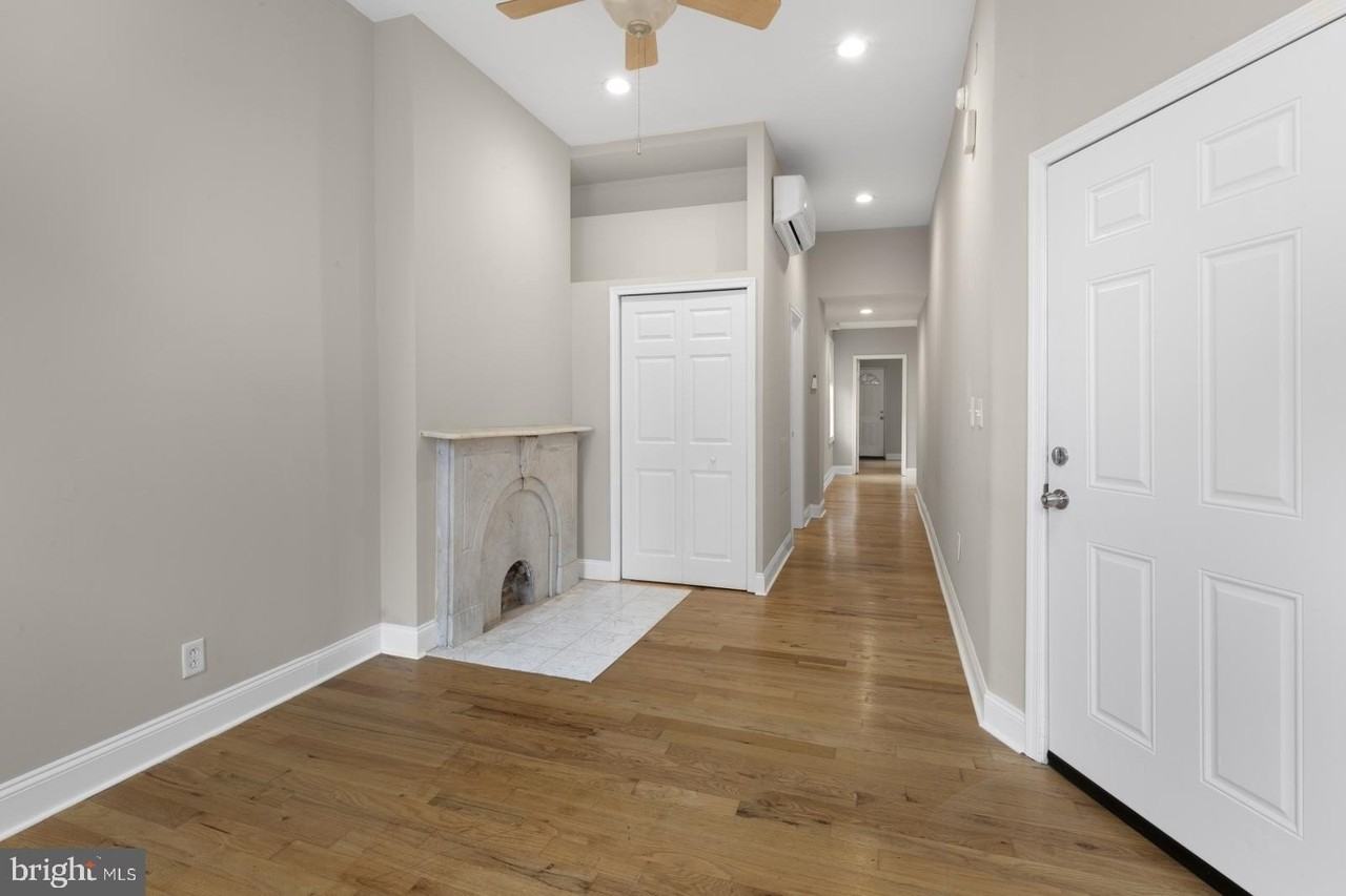 1302 N 19th St #1 - Photo 6 of 18