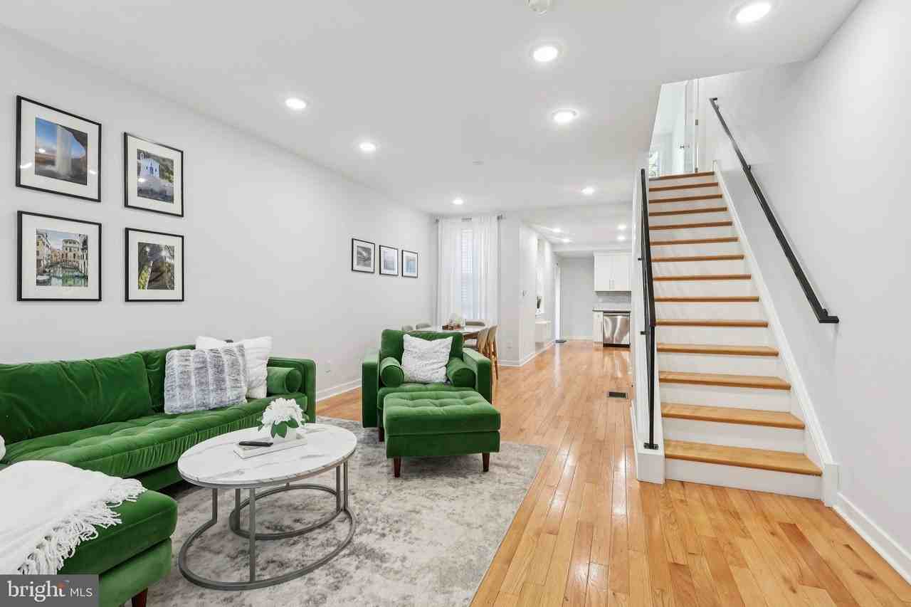 2019 W Girard Ave - Photo 4 of 33