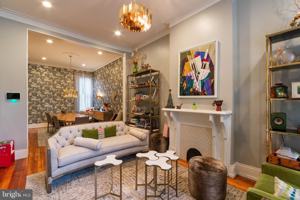 featured image of 206 S 43rd St