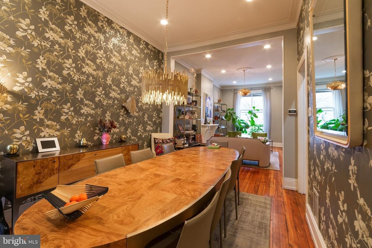 206 S 43rd St - Photo 4 of 39