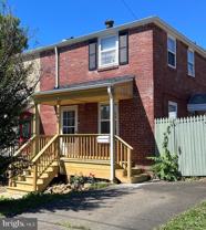 2446 S Nelson St - Photo 1 of 1