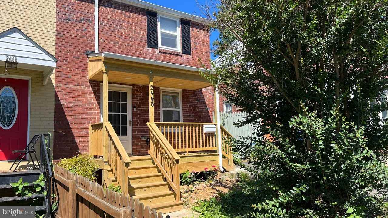 2446 S Nelson St - Photo 2 of 29