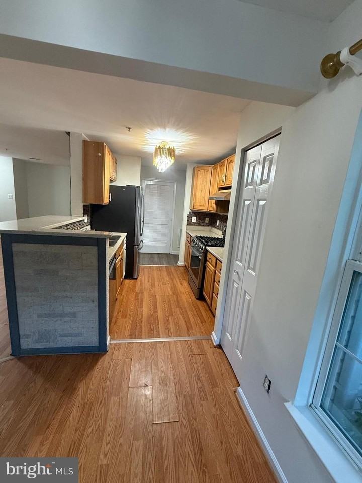 7530 Coxton Ct Unit D #112 - Photo 5 of 17