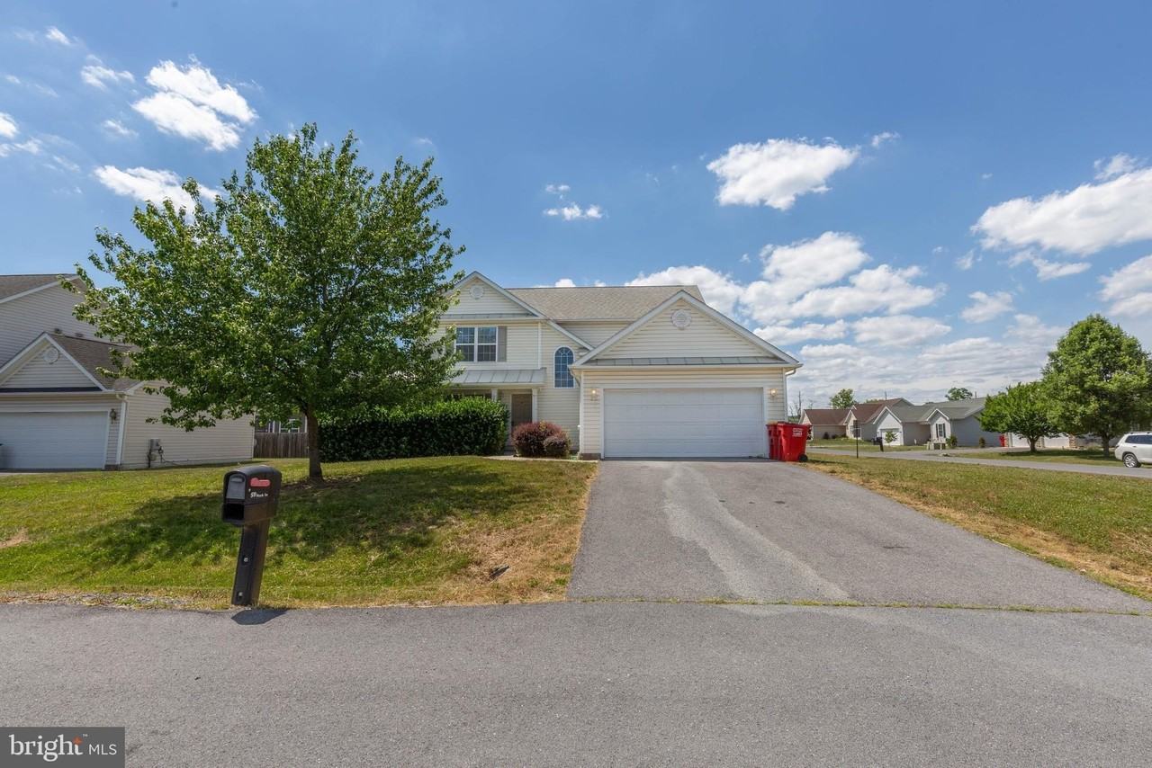 59 Stork Ln - Photo 3 of 35