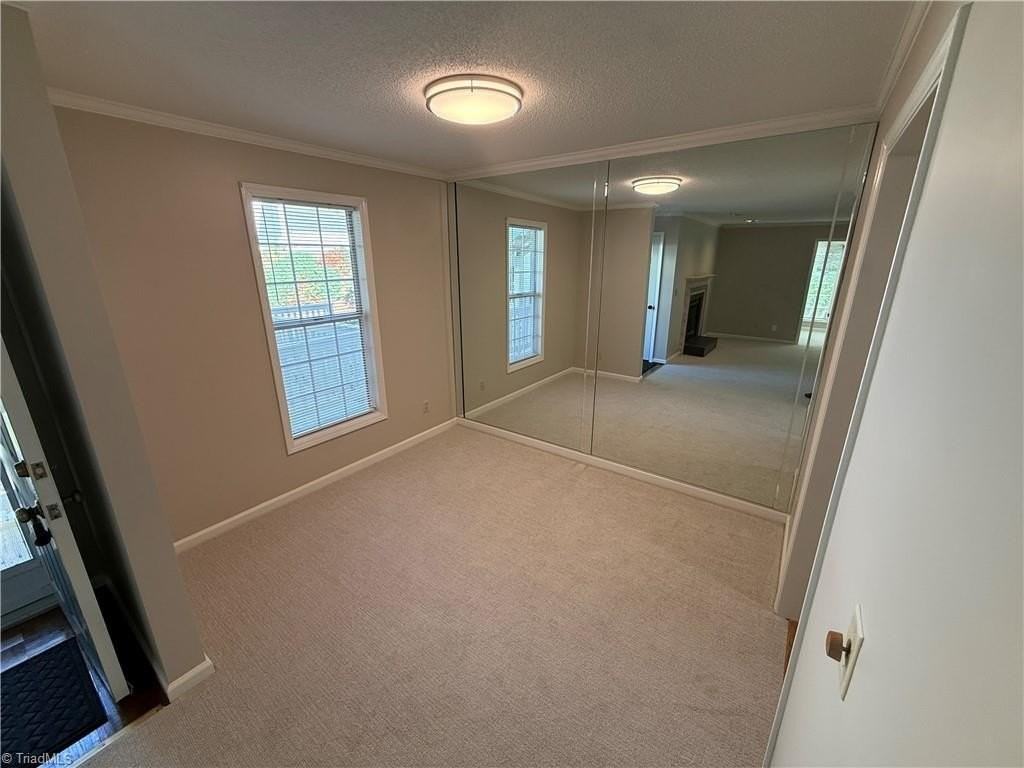 640 Balfour Rd - Photo 6 of 18