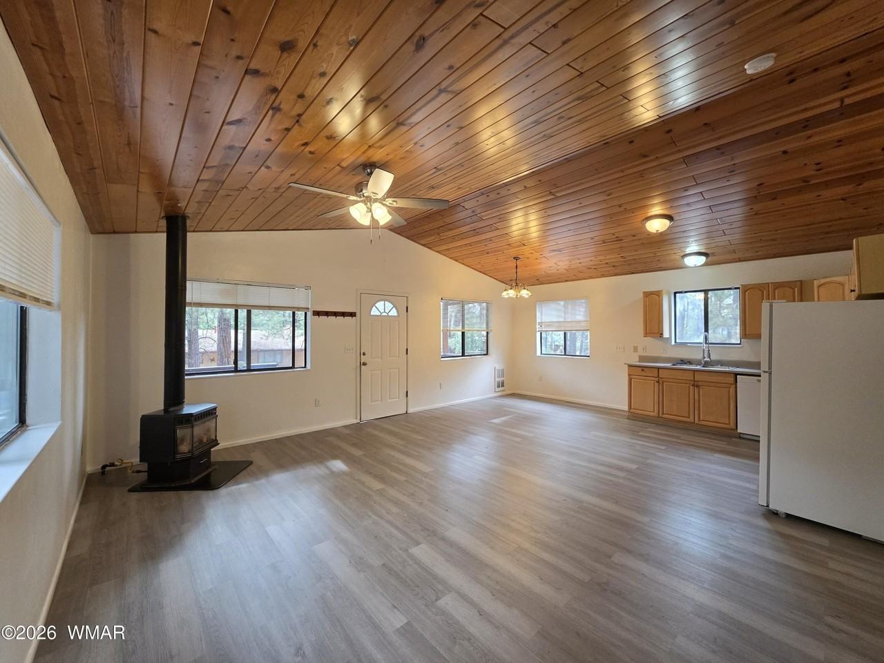 2967 La Paz Way - Photo 6 of 16