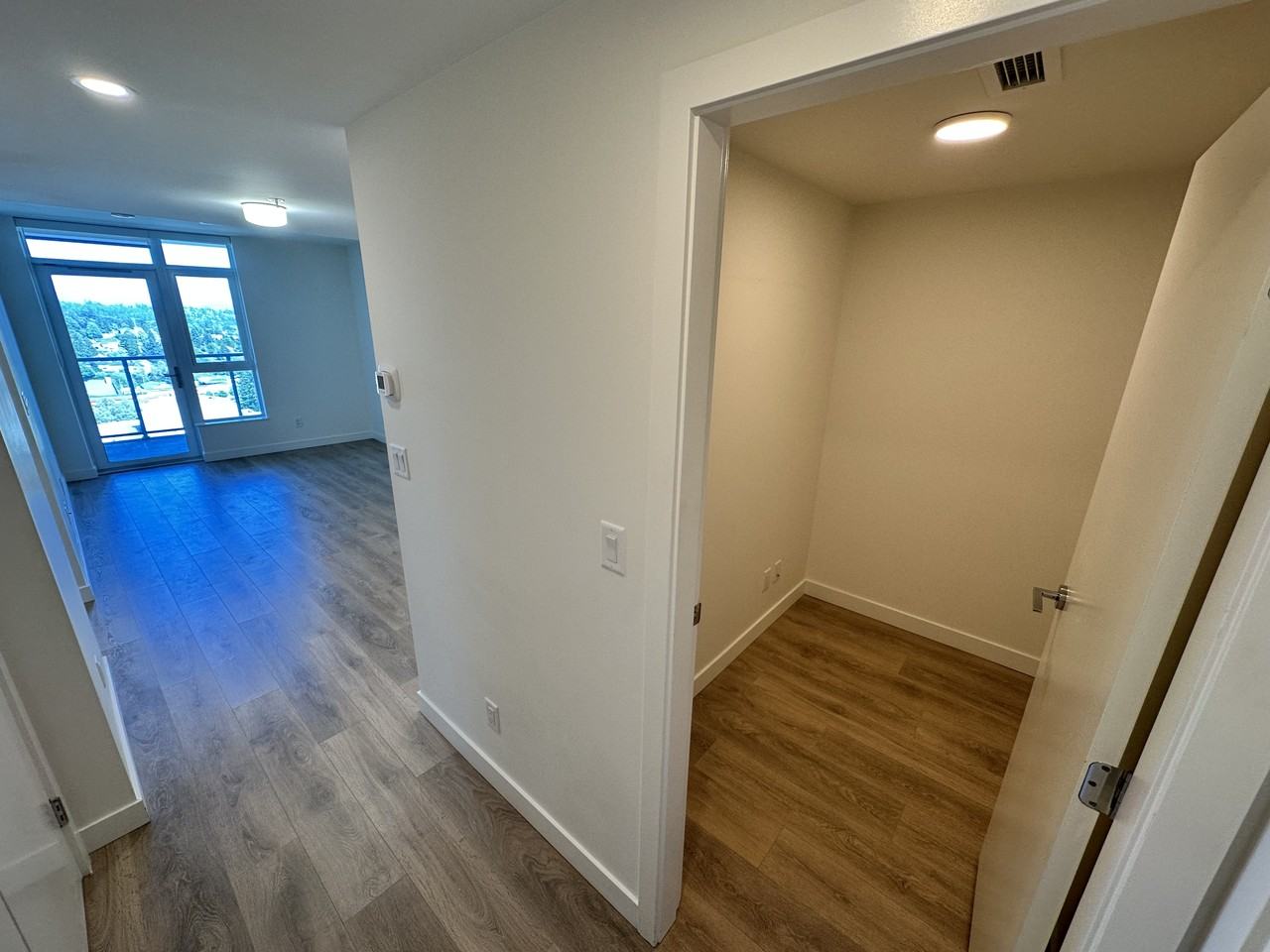 308 Alderson Avenue #2708 - Photo 4 of 8