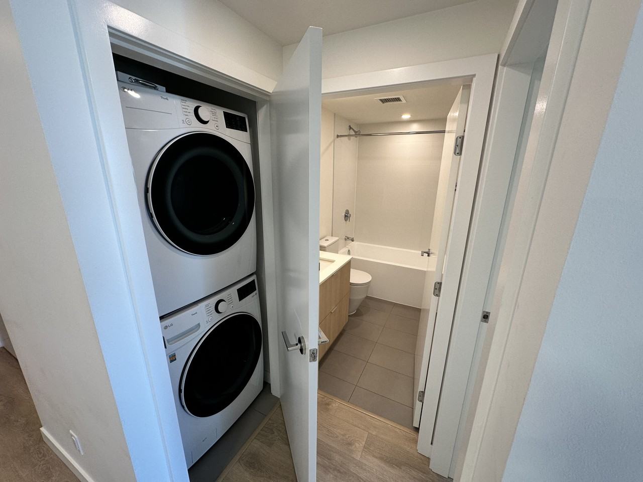 308 Alderson Avenue #2708 - Photo 3 of 8