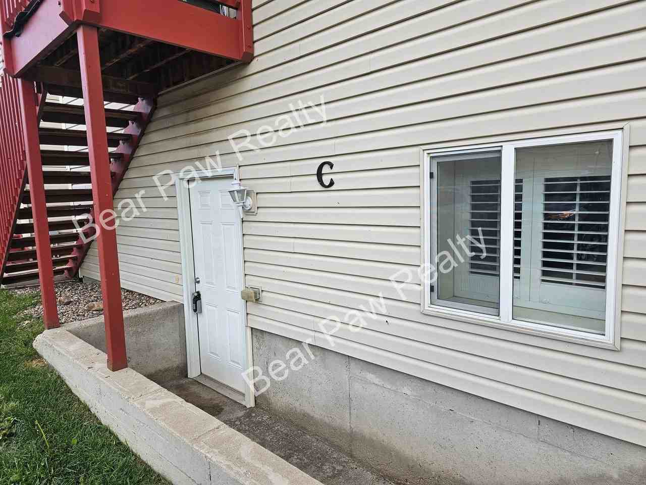202 Country West Rd #C