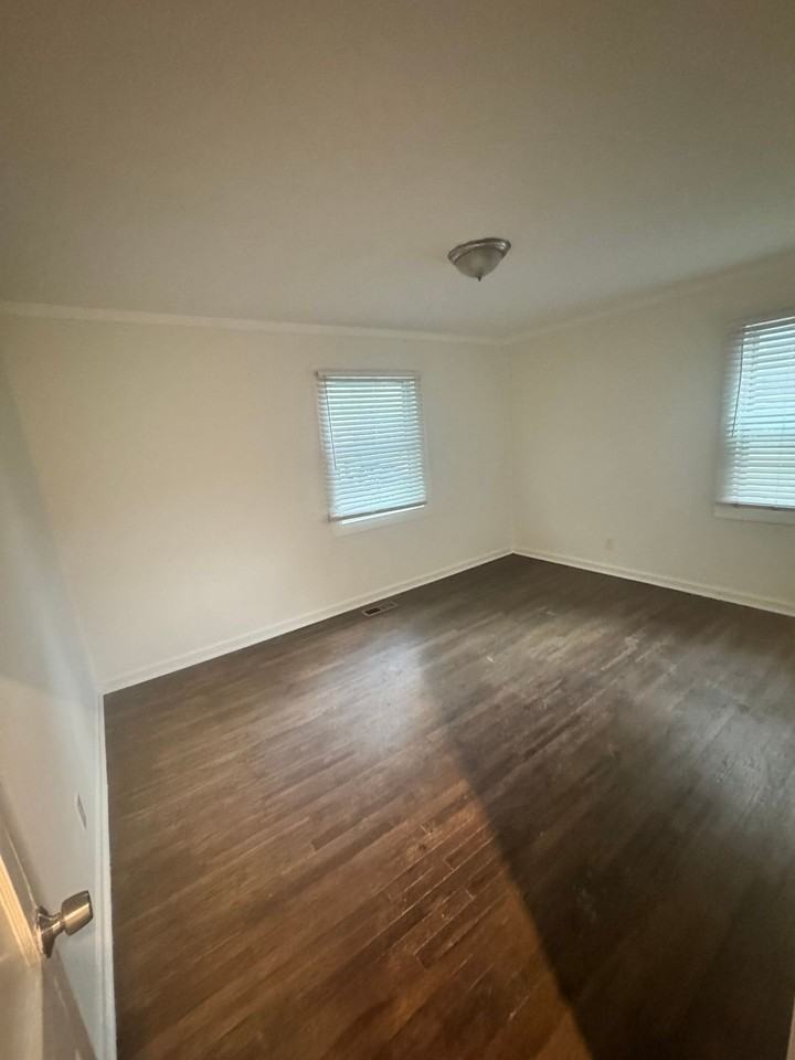 Stewart Street Duplexes - Photo 4 of 5
