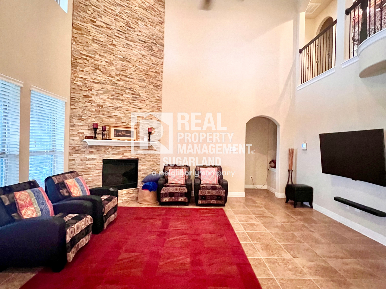 18607 Pelham Grove Ln - Photo 5 of 48