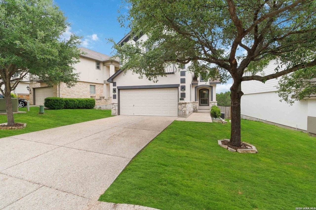 21518 Andrews Gdn - Photo 2 of 21