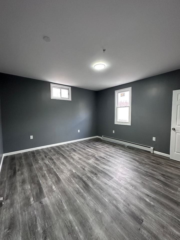 153 Vine St #1 - Photo 5 of 13