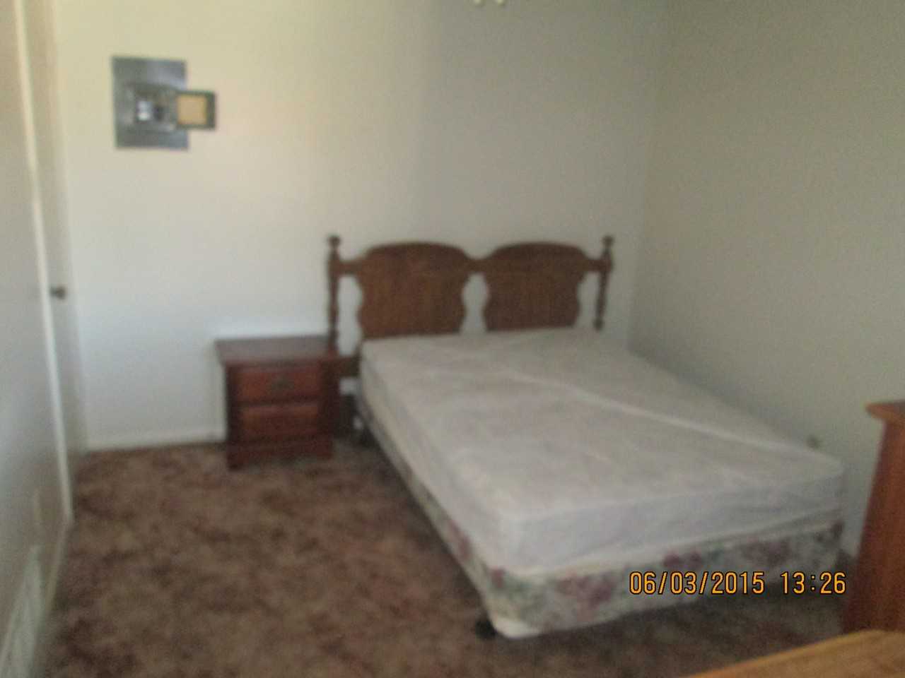 Colonial Plaza Apartments - Photo 5 of 22