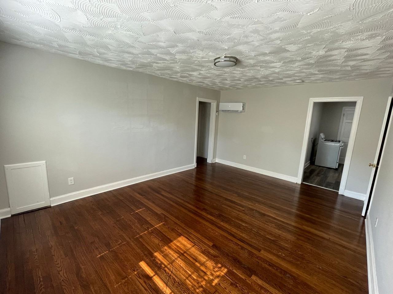 4901 Chamberlayne Ave #2 - Photo 2 of 4