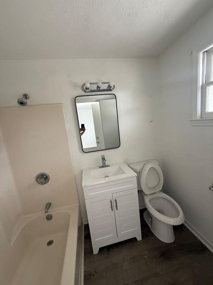 Mineola Motel - Photo 3 of 8
