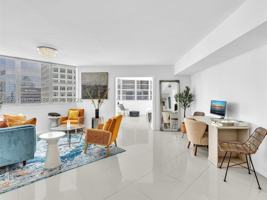 featured image of 825 Brickell Bay Dr #2048