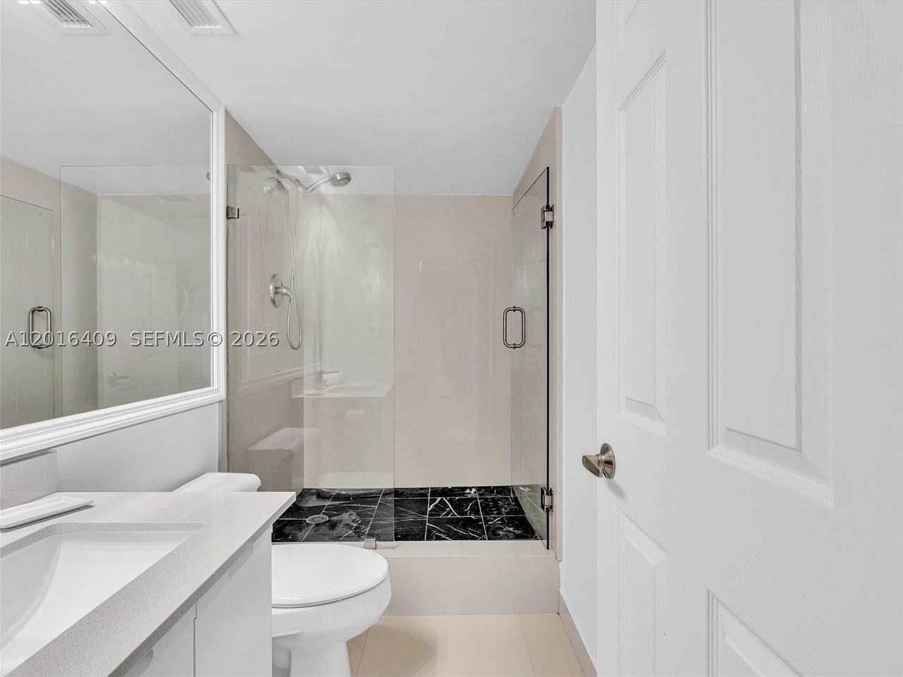 825 Brickell Bay Dr #2048 - Photo 5 of 50
