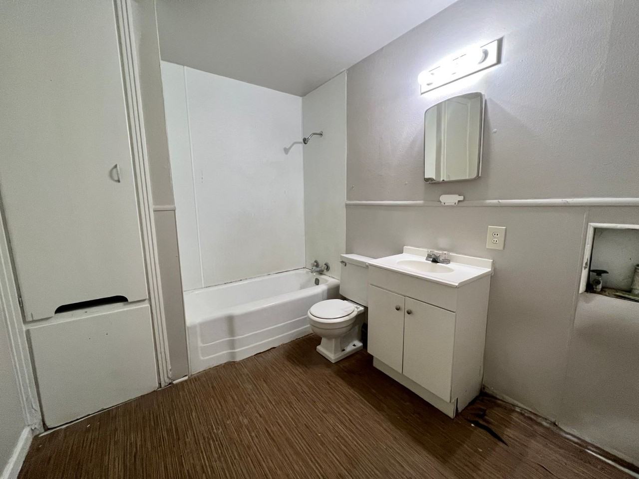 3007 Harvard St - Photo 6 of 7