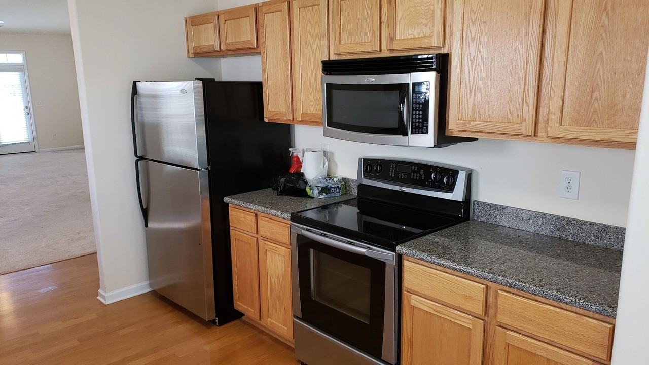 5971 Hollow Wood Ct - Photo 7 of 15